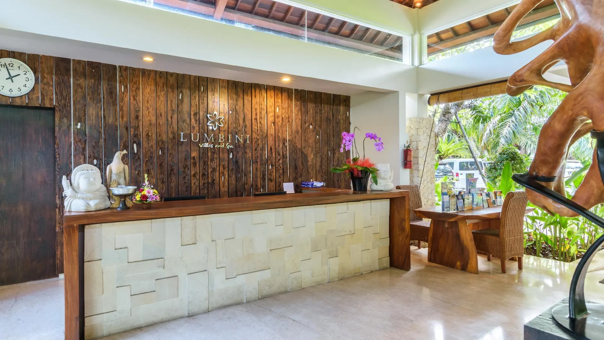 Lumbini Villas And Spa Jimbaran 4*,